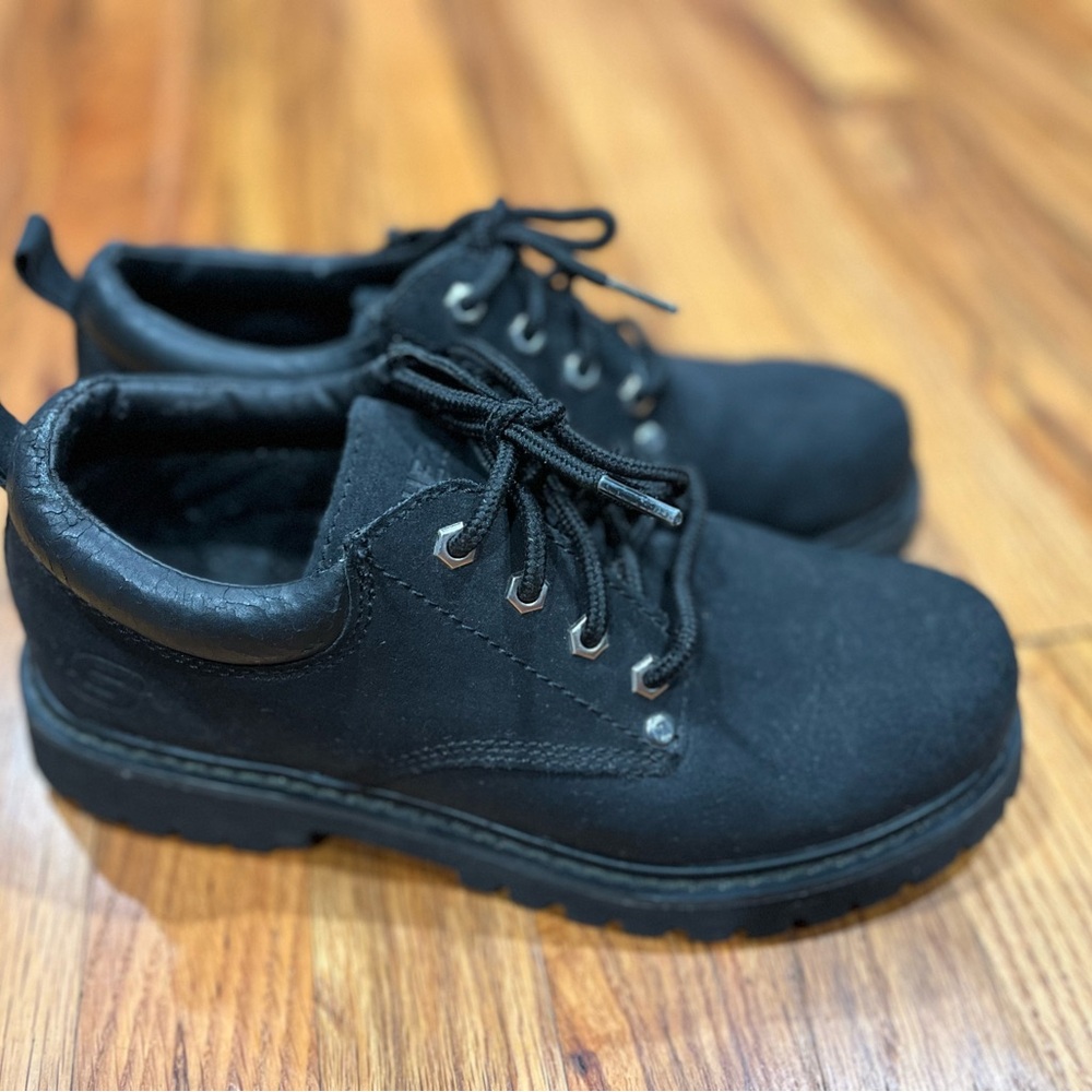 Men's Leather Skechers/Comfort Oxford’s Size 7.5 Black Color.Few Flaws see pi - Picture 1 of 10